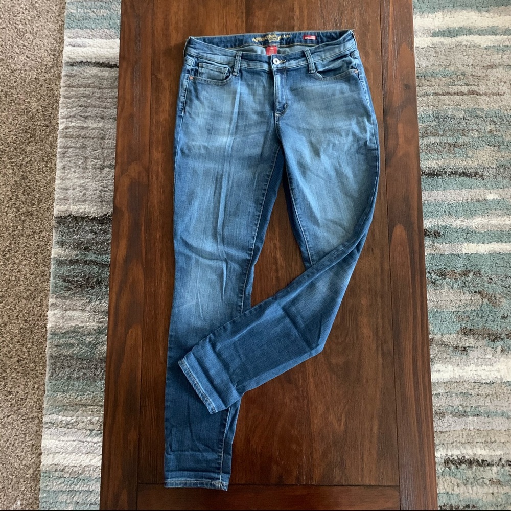 Arizona super skinny curvy jeans!